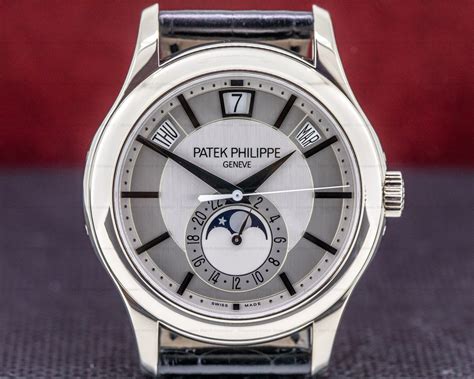 patek philippe annual calendar 5205g